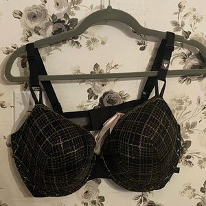 VS Black and Gold Push Up- 40DD